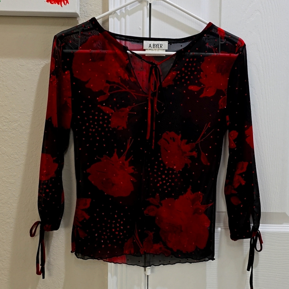 Five used beautiful blouses 5 blouses Total $7